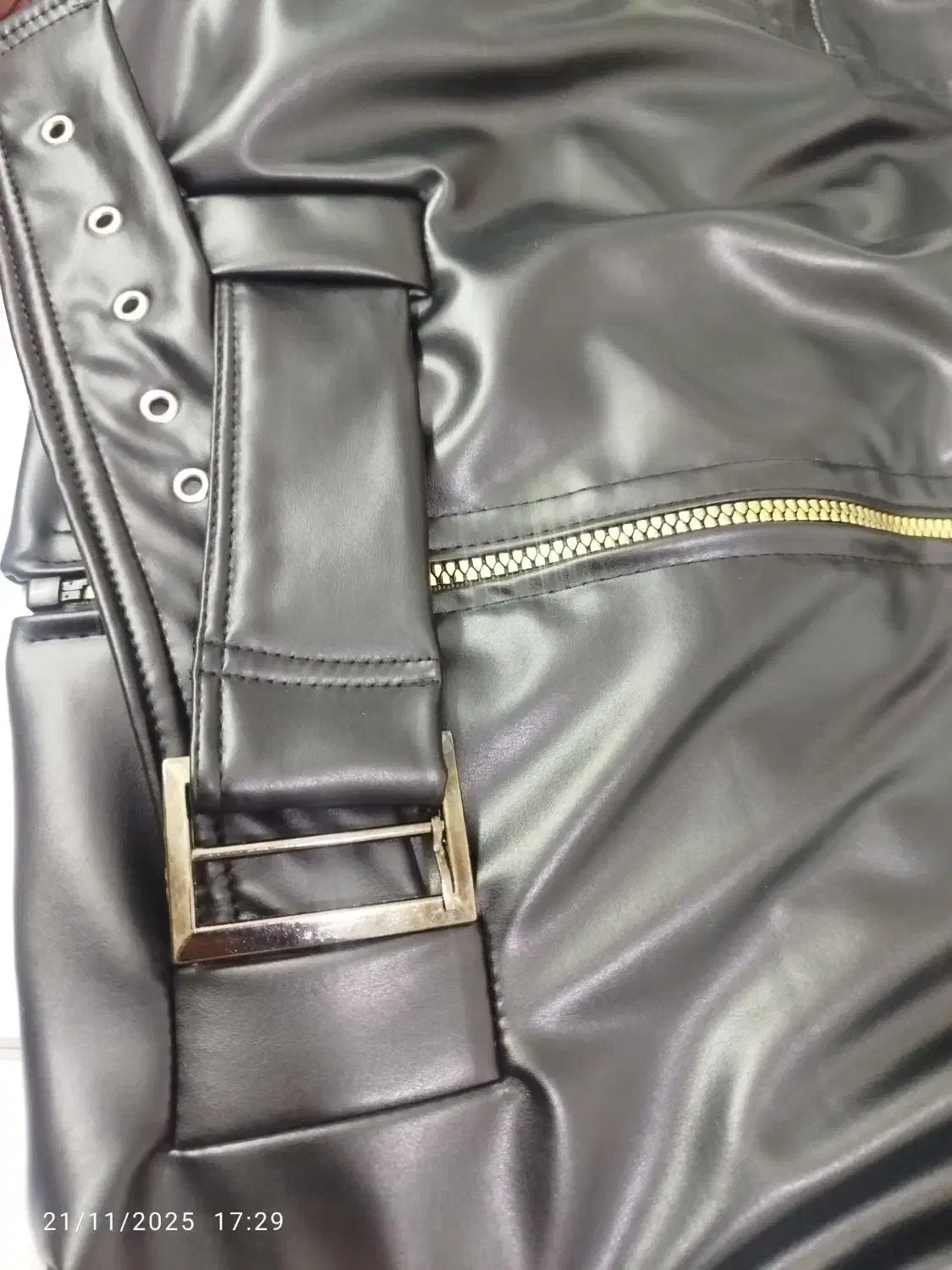 خیاطی مزون دوز|لباس|قرچک, میرزائی جنوبی|دیوار