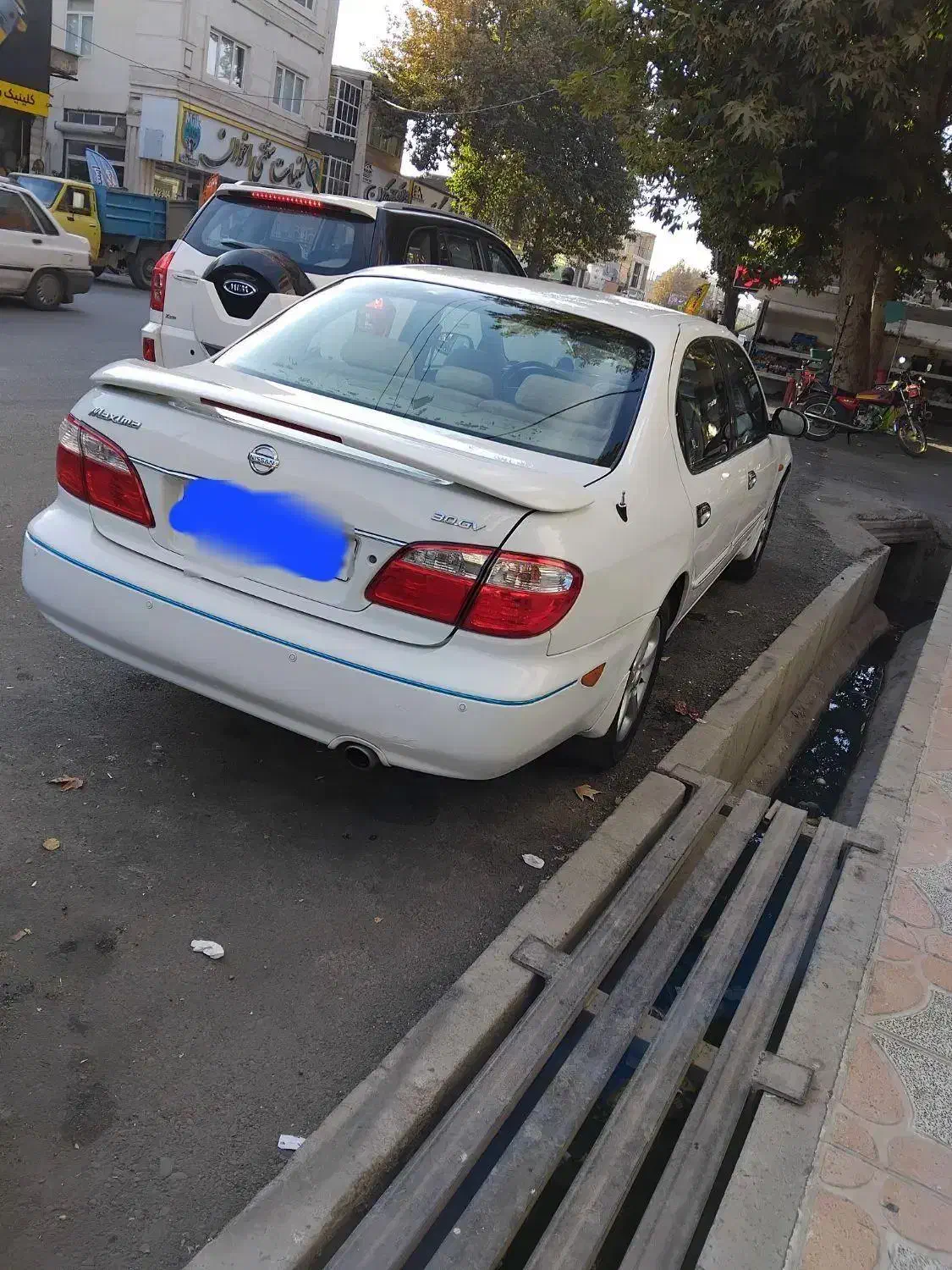 ماکسیما مدل ۹۰ بدنه تیغ تیغ بدونه نقطه|خودرو سواری و وانت|کرج, پیشاهنگی|دیوار