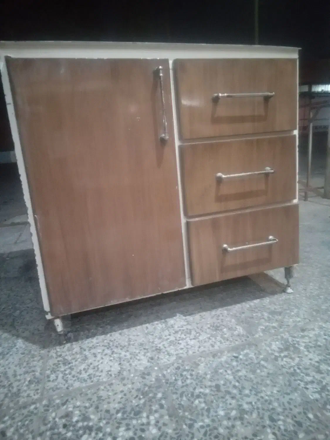 کابینت. فلزی|آب‌چکان و نظم‌دهنده ظروف|دزفول, |دیوار