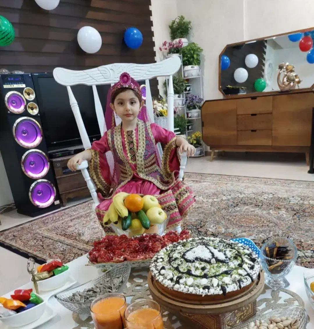 لباس سنتی بچه گانه برای یلدا و تولد|لباس|مشهد, زمرد|دیوار