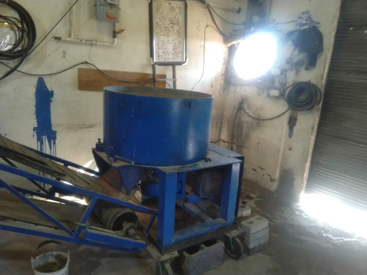 فروش خط تولید آجر پازلی و کفپوش|ماشین‌آلات صنعتی|زاویه, |دیوار