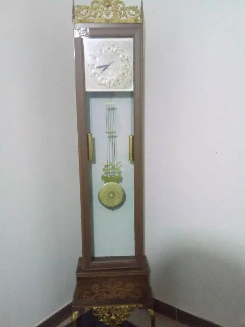 ساعت ایستاده|ساعت دیواری و تزئینی|فومن, |دیوار