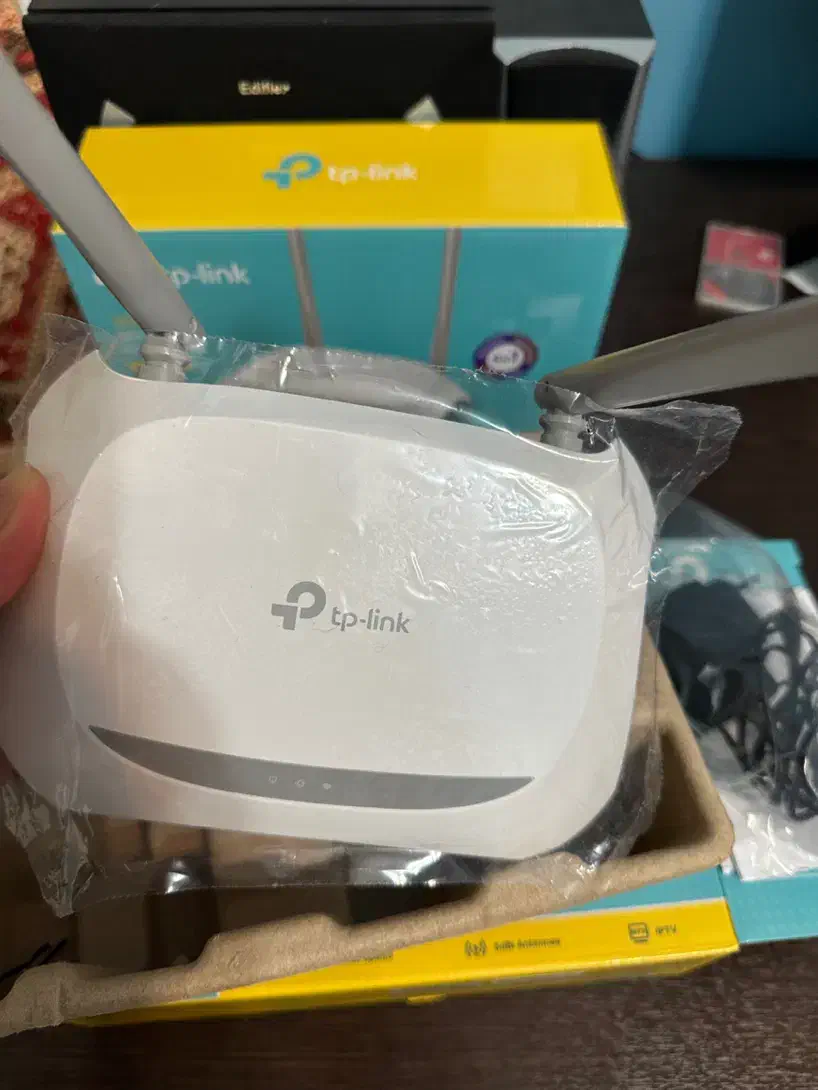 روتر tp-link TL-WR840N|مودم و تجهیزات شبکه|شیراز, فضل‌آباد|دیوار