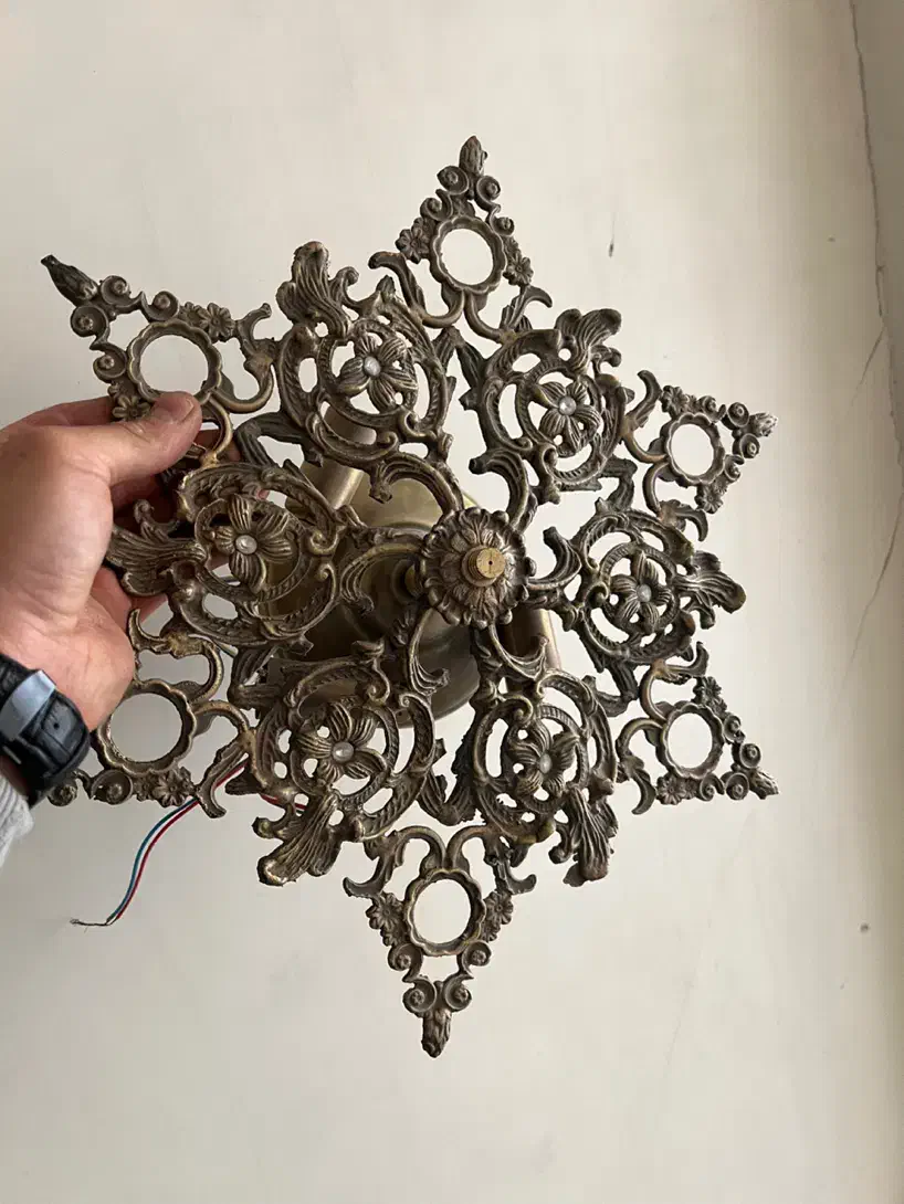 سقفی جنس کامل برنز|لوستر و چراغ آویز|اصفهان, آهنگران|دیوار