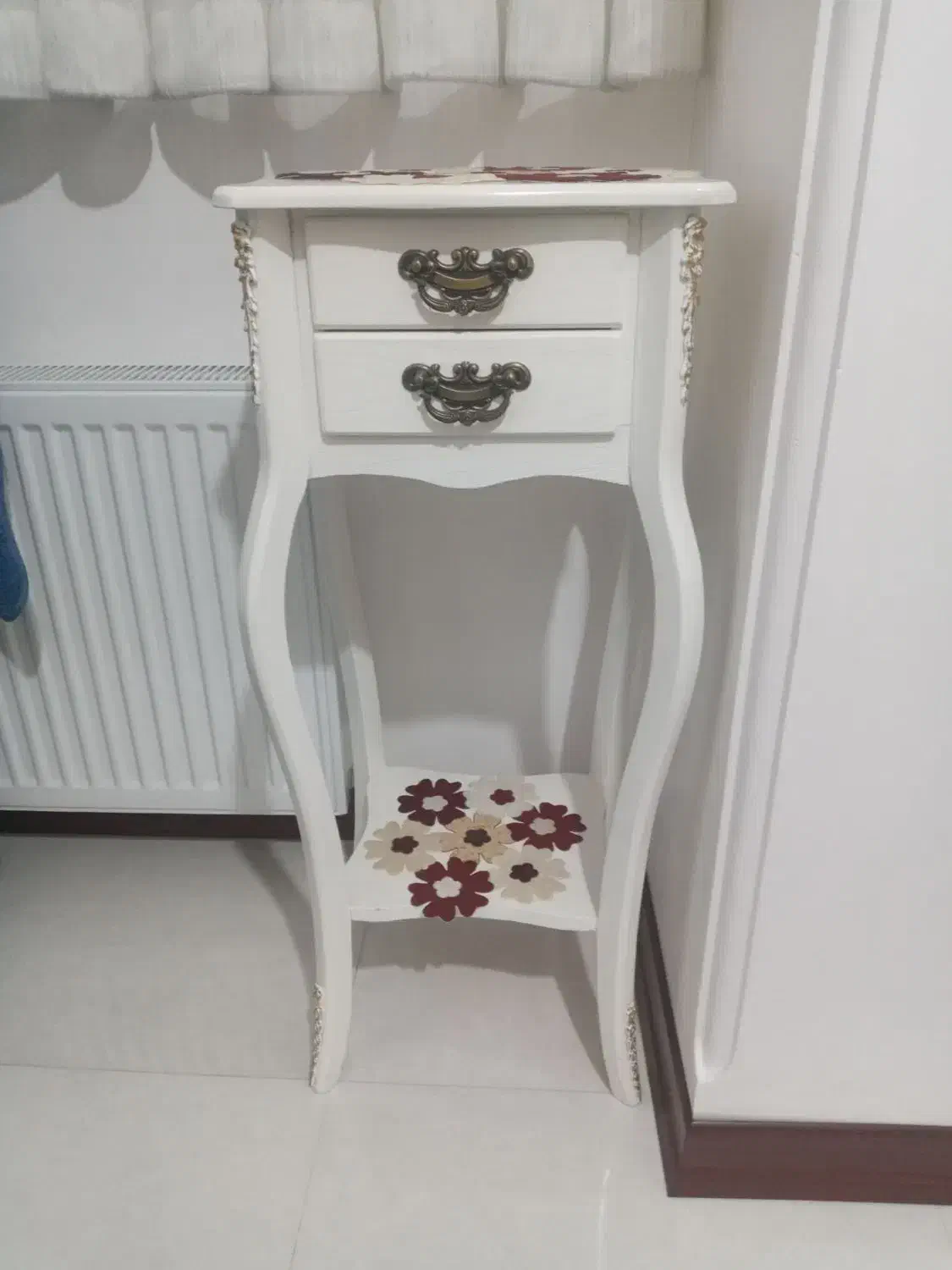 میز تلفن|میز تلفن|ساوه, |دیوار