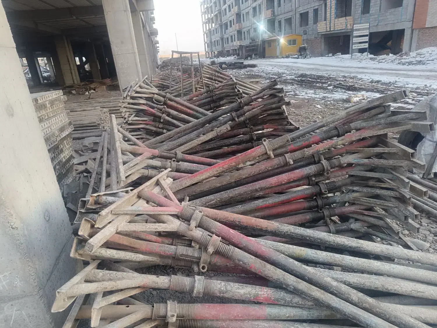 قالب فلزی|مصالح و تجهیزات ساختمان|نیشابور, شهید بهشتی|دیوار