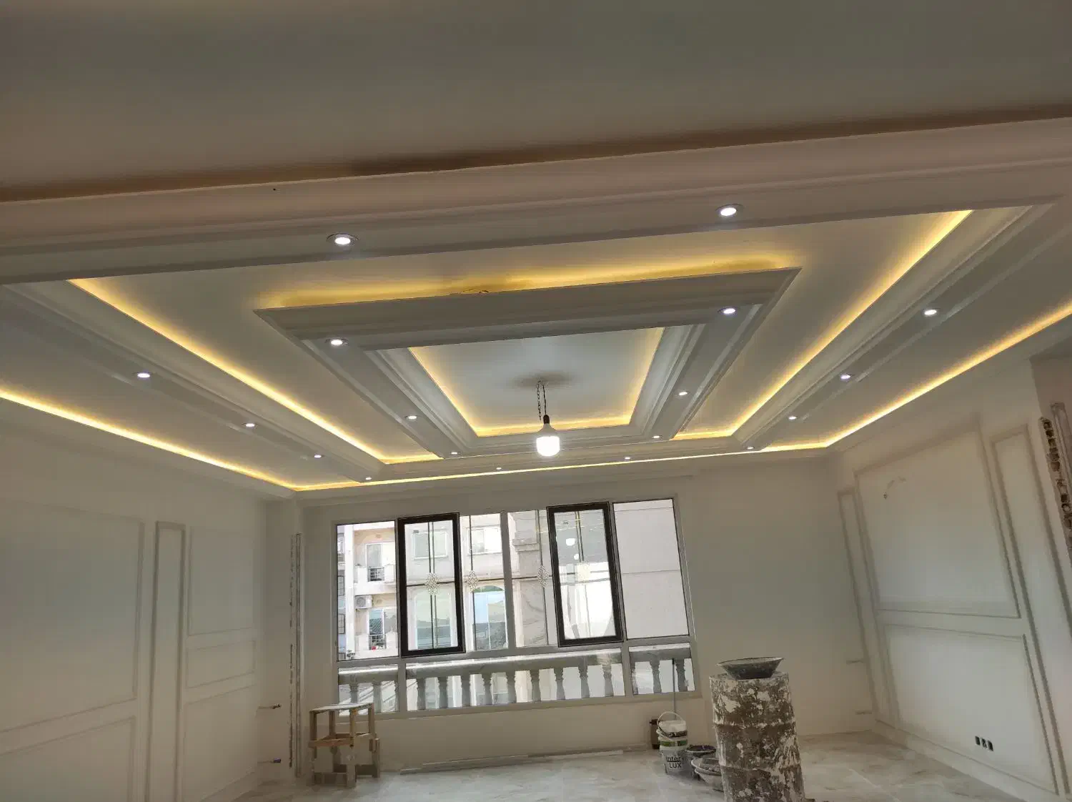 کارگر|استخدام معماری، عمران و ساختمانی|لاهیجان, امیرشهید|دیوار