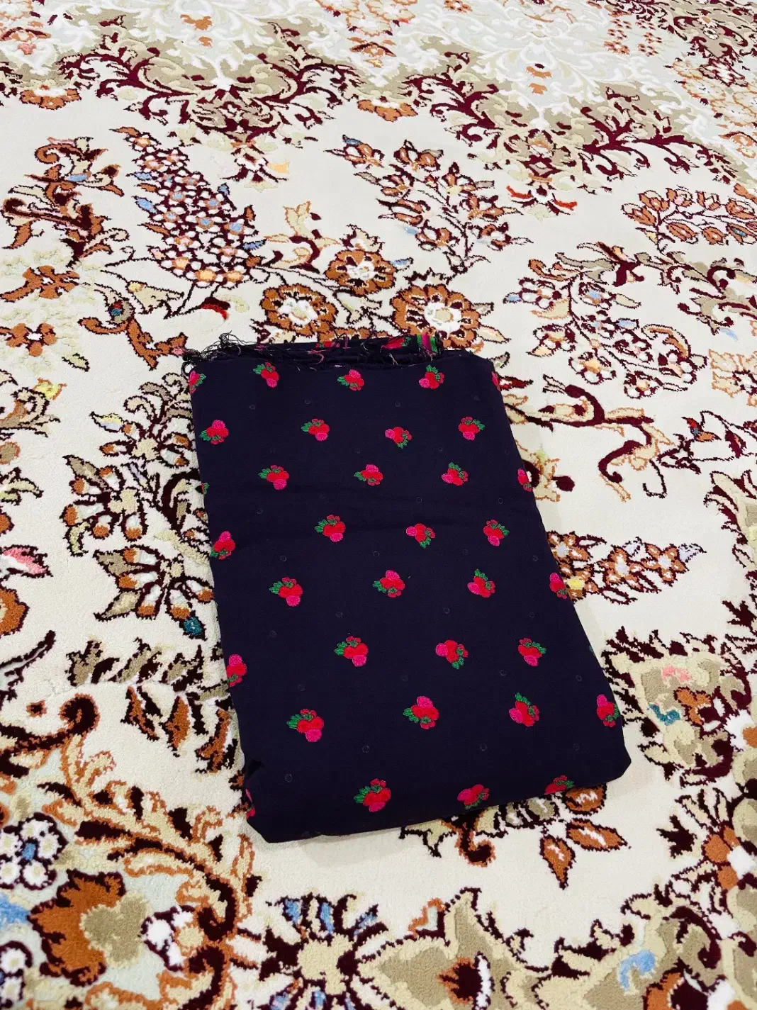 پارچه|لباس|پیرانشهر, |دیوار