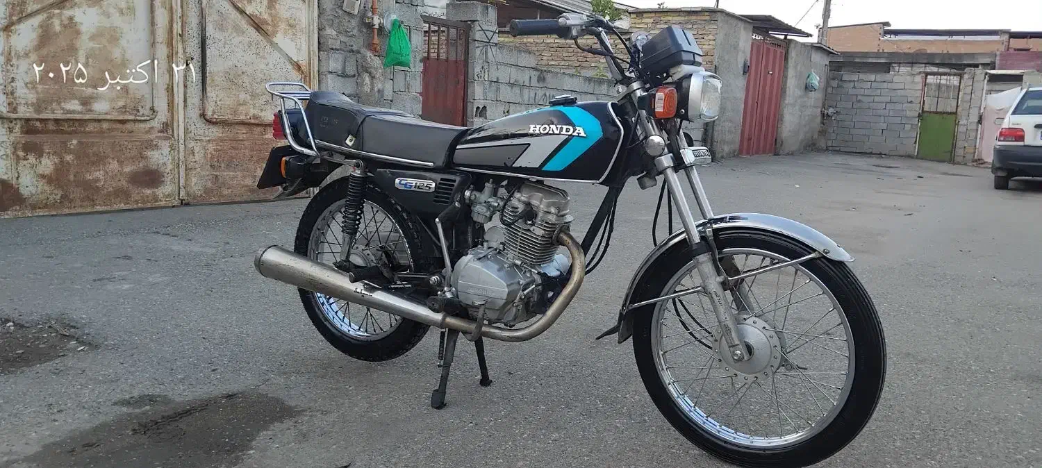 فروش موتورهوندا۱۲۵مدل۹۰زمردکویر استارتی+مدارک کامل|موتورسیکلت|قائمشهر, |دیوار
