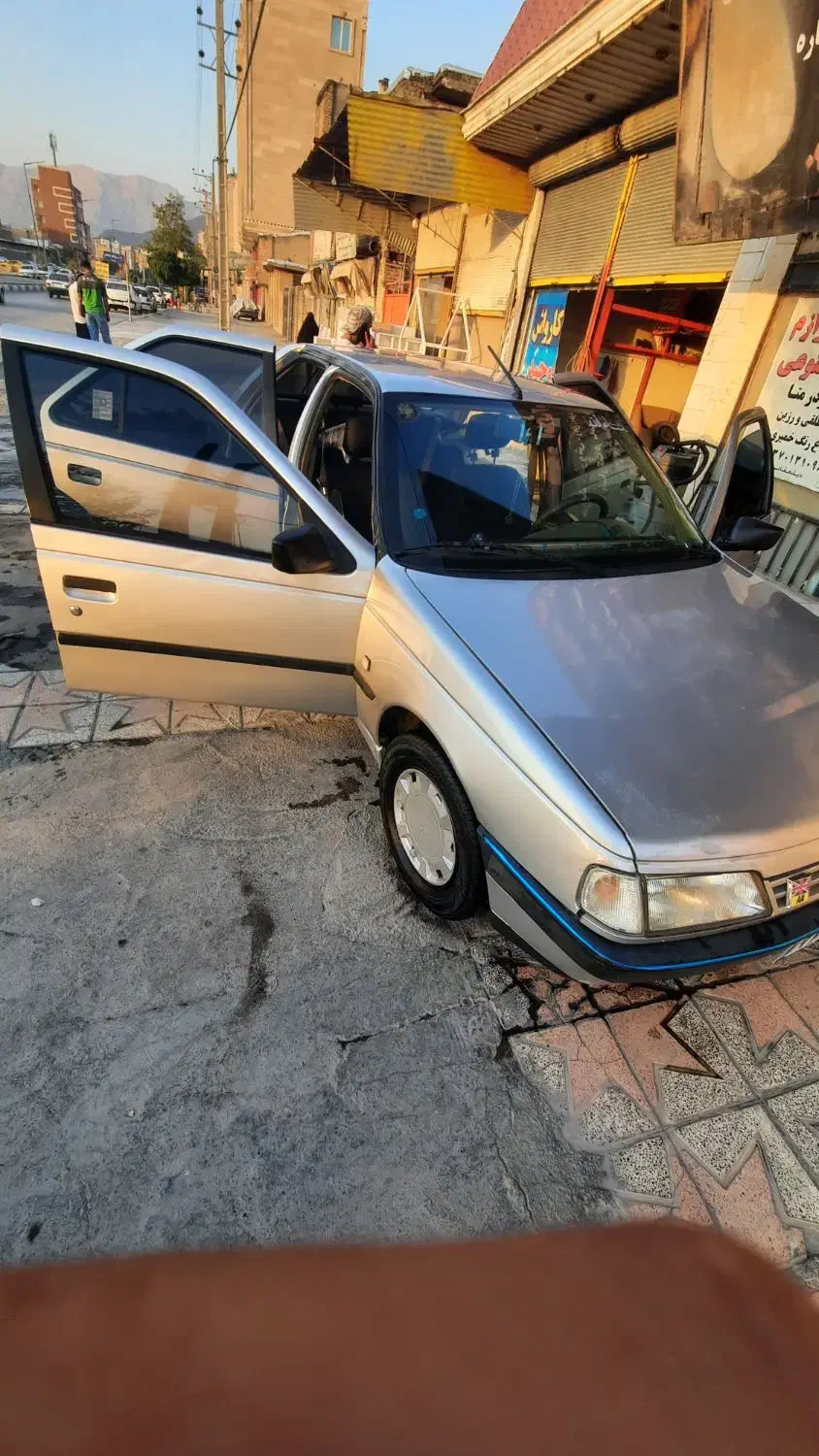 پژو 405 GL - دوگانه سوز CNG، مدل ۱۳۹۰|خودرو سواری و وانت|کرمانشاه, |دیوار