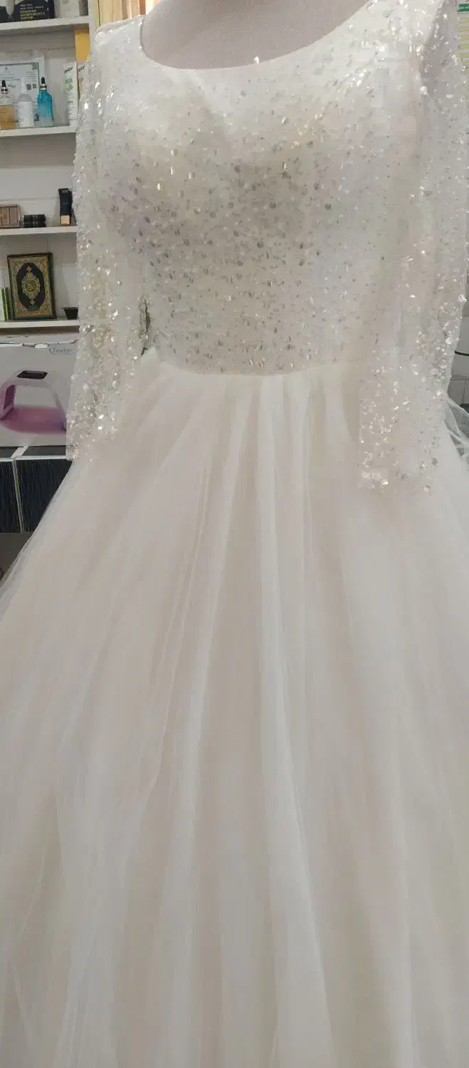 لباس عروس و تاج عروس فوری|لباس|خرمآباد, |دیوار