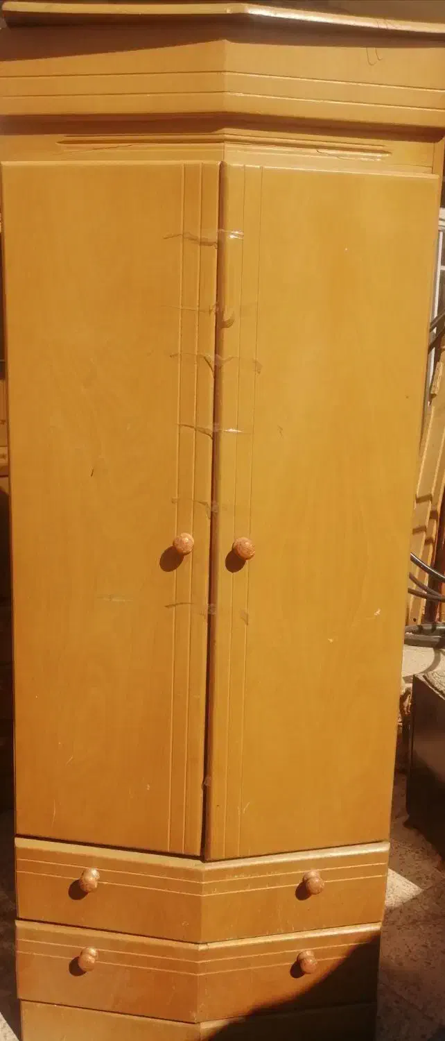 کمد لباسی|جاکفشی، کمد، دراور|شاهین‌شهر, اقبال لاهوری|دیوار