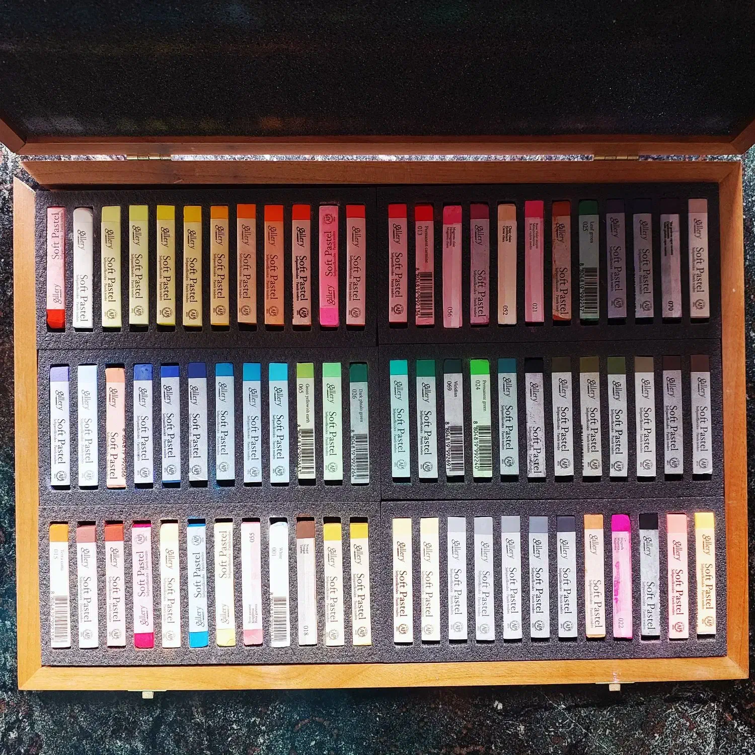 پاستل گچی گالری ۷۲ رنگ|لوازم التحریر|گنبد کاووس, |دیوار