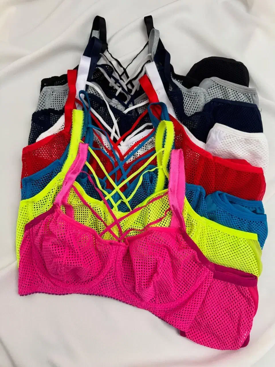 ست سوزنی|لباس|قم, نیروگاه|دیوار