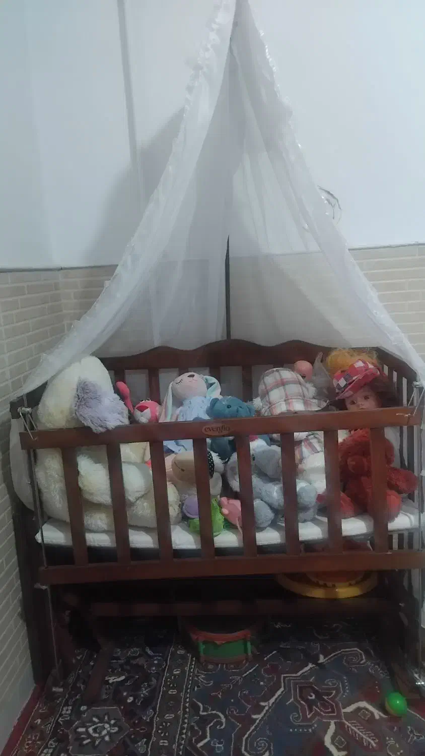 وسایل خانه|مبلمان خانگی و میز عسلی|آران و بیدگل, |دیوار