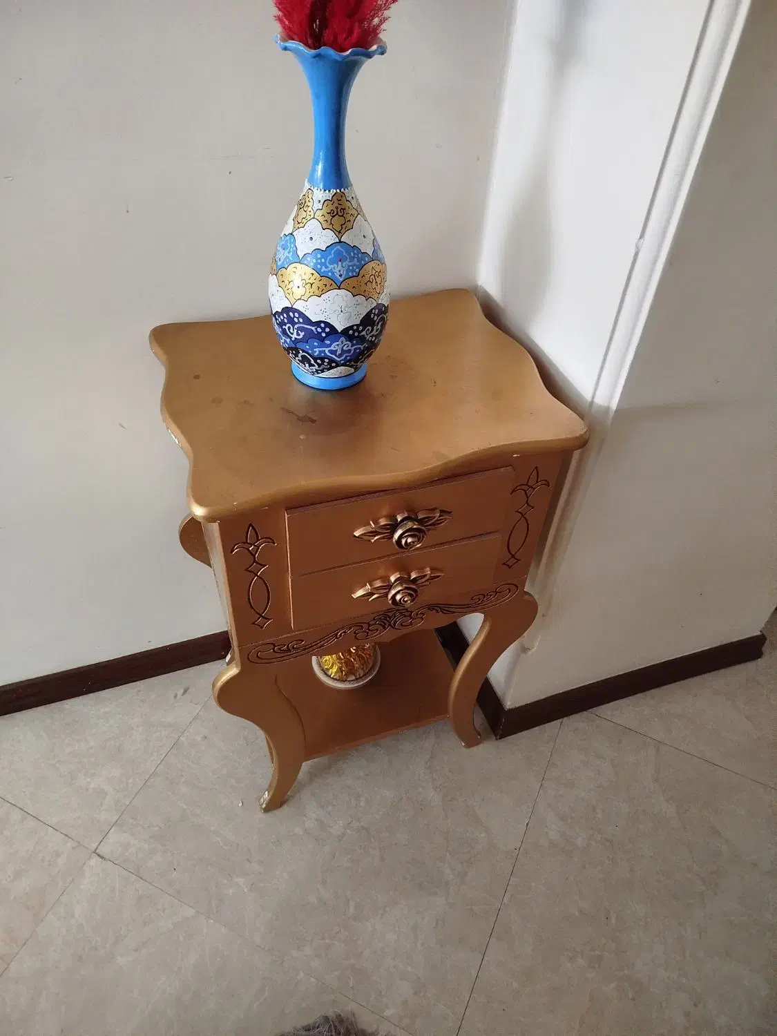 میز تلفن|میز تلفن|بومهن, |دیوار