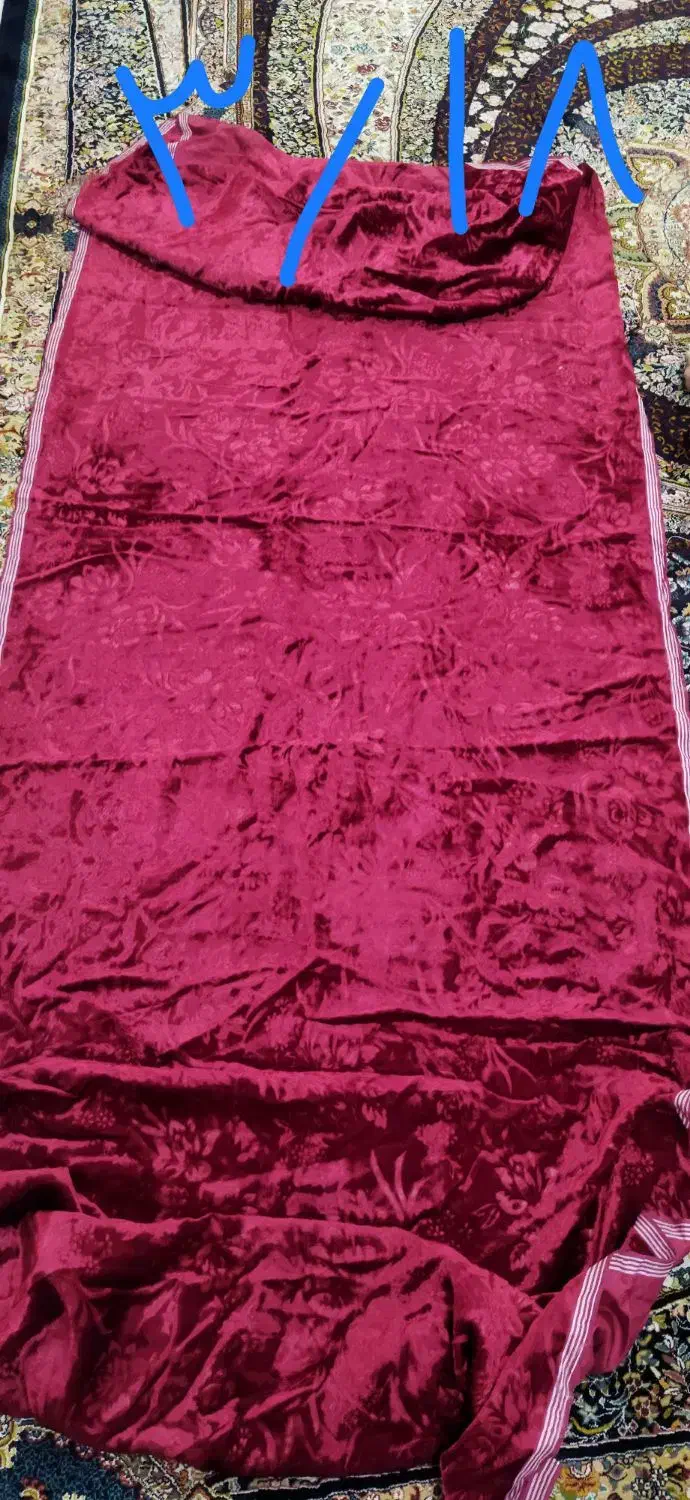 کلی پارچه لباسی دوخته نشده|لباس|اراک, |دیوار