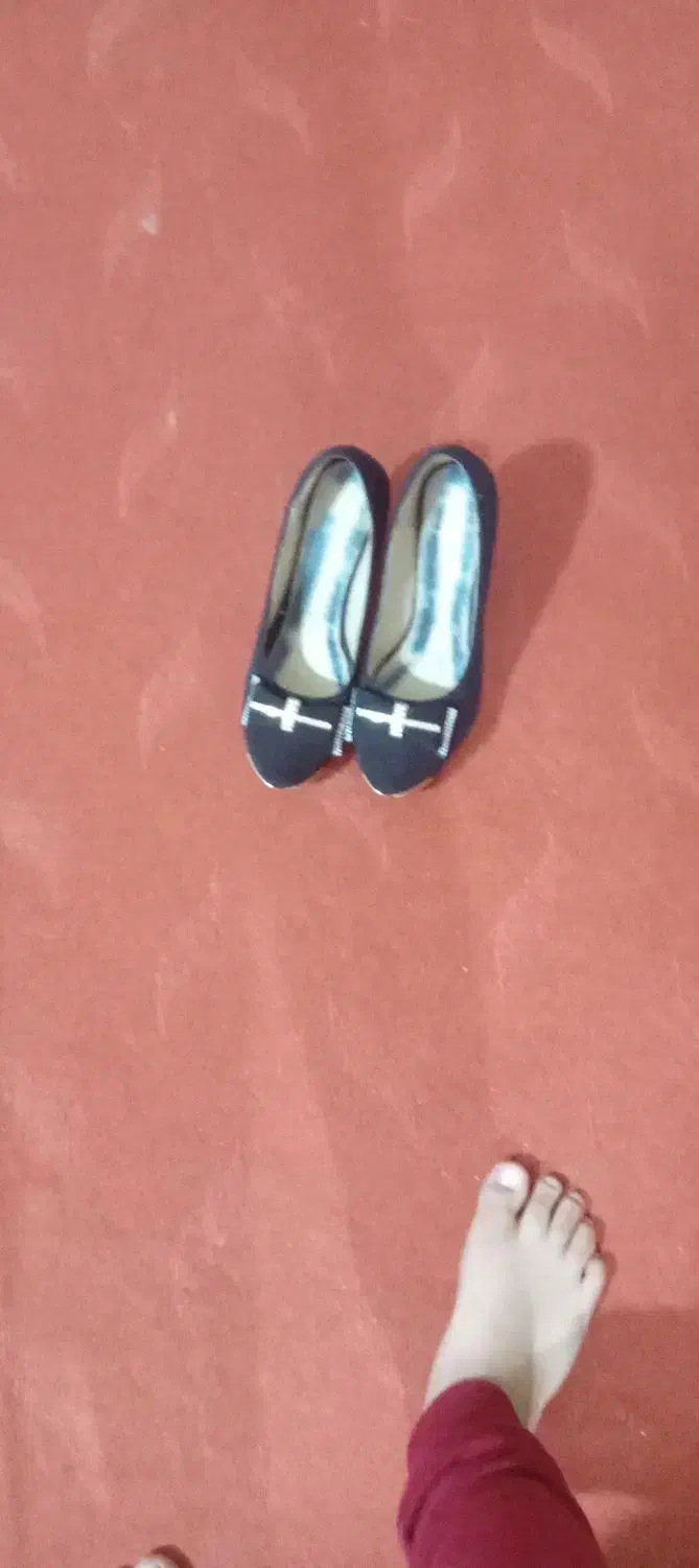 سلام یه جفت کفش مجلسی فروشی قیمت ۳۰۰ تومان|کیف، کفش، کمربند|رامهرمز, |دیوار