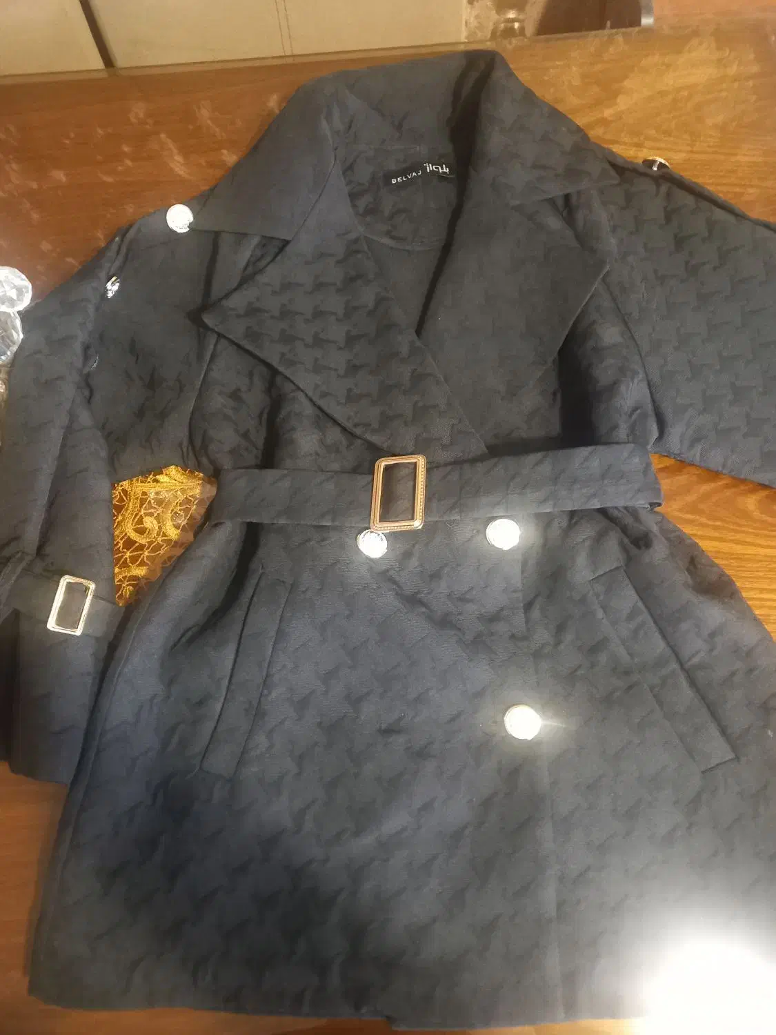 مانتو کتی کاملا نو و استفاده نشده|لباس|تهران, قصر فیروزه ۲|دیوار