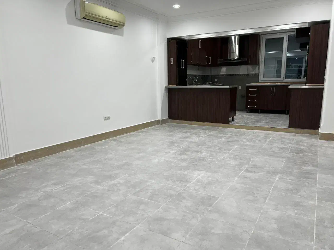 فروش آپارتمان/ 85 متر / تک واحدی|فروش آپارتمان|ری, فیروزآبادی|دیوار