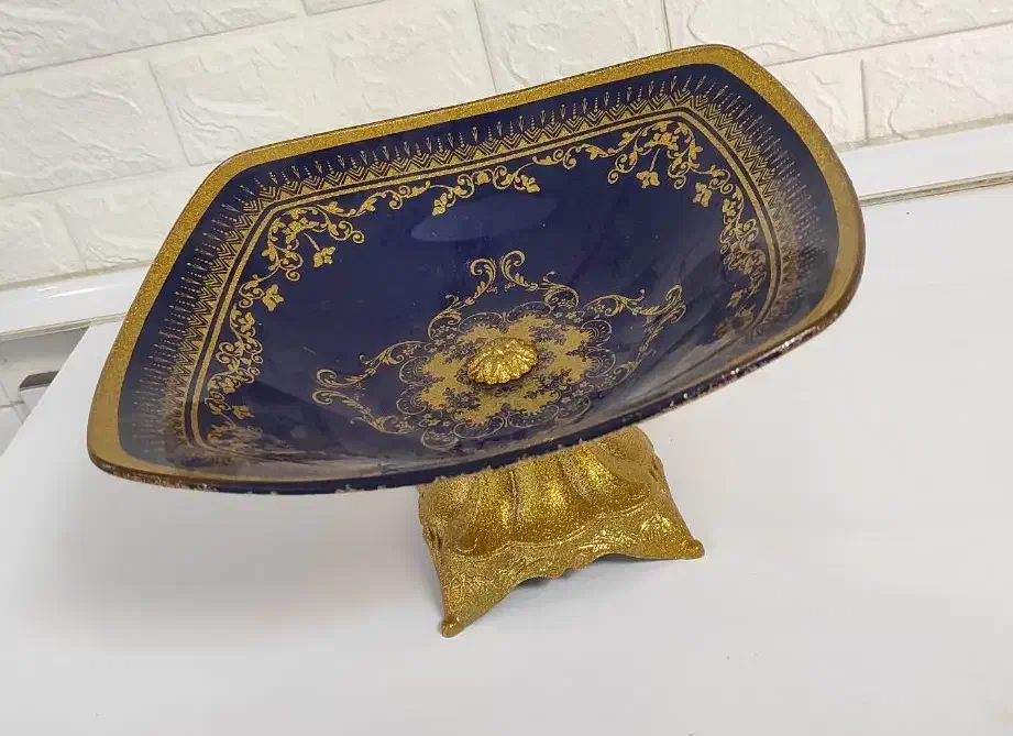 جا میوه در حد نو سالم و بدون هیچ خرابی|ظروف سرو و پذیرایی|جم, |دیوار