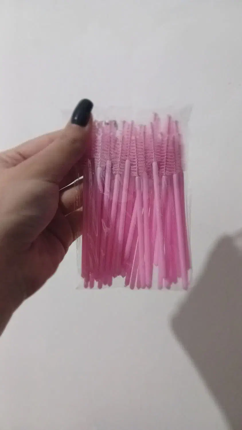 فرچه مژه و ابرو|آرایشگاه و سالن‌های زیبایی|فومن, |دیوار