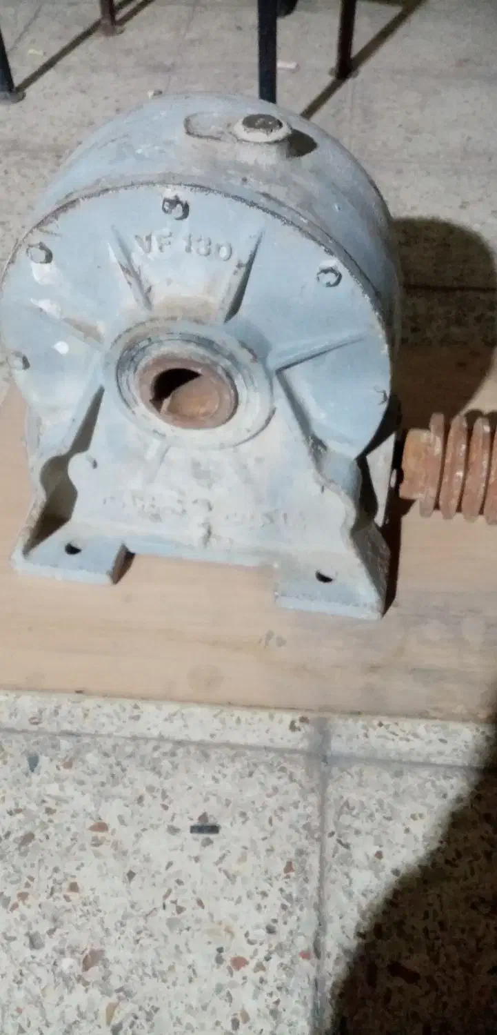 گیربکس حلزونی درحد|ماشین‌آلات صنعتی|قم, حاج زینل|دیوار