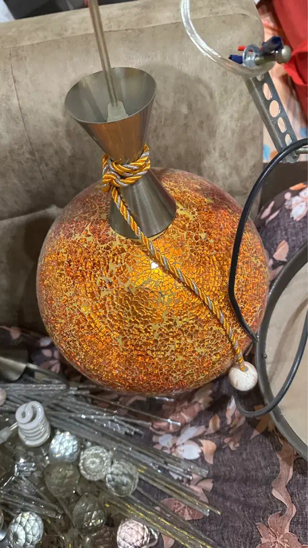 لوستر اتاق خواب تک لامپ|لوستر و چراغ آویز|رشت, گلسار|دیوار