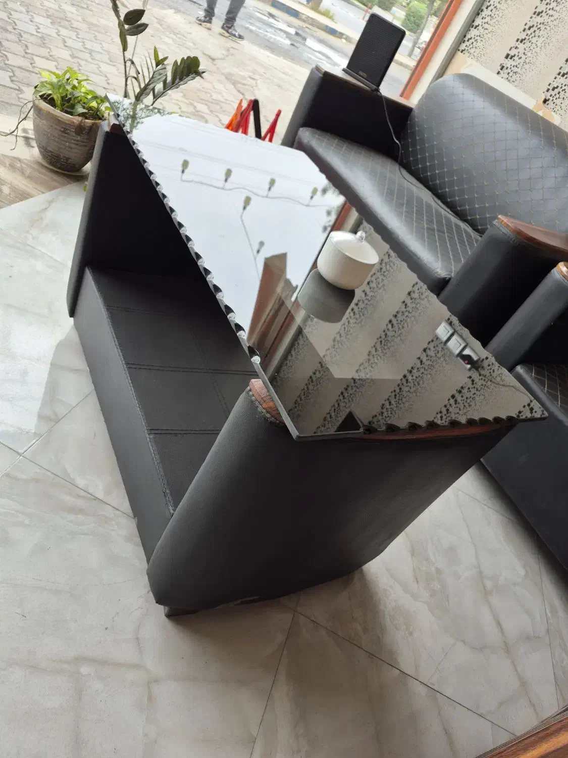 مبل اداری و میز و صندلی مدیریت در حد نو|مبلمان اداری|کاشان, فاز ۲ ناجی آباد|دیوار