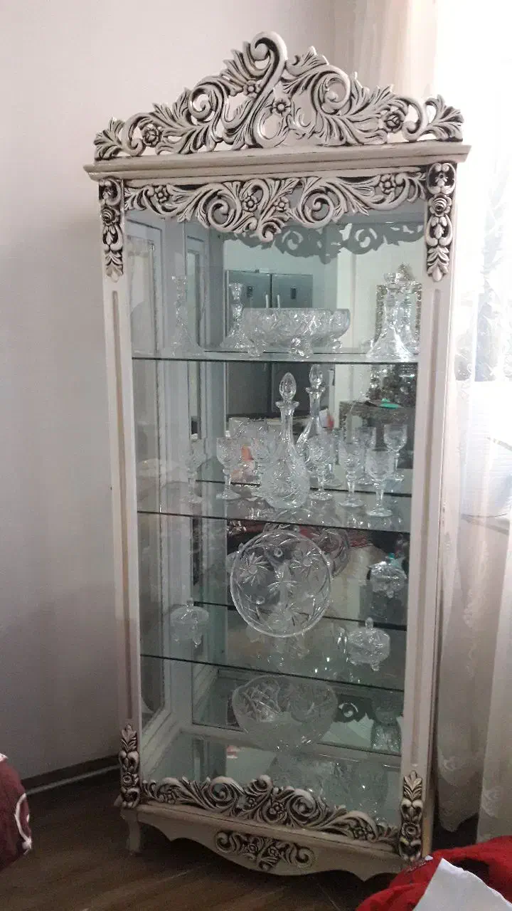 سه عدد وسایل خانگی مناسب|بوفه، ویترین، کنسول|سلماس, |دیوار