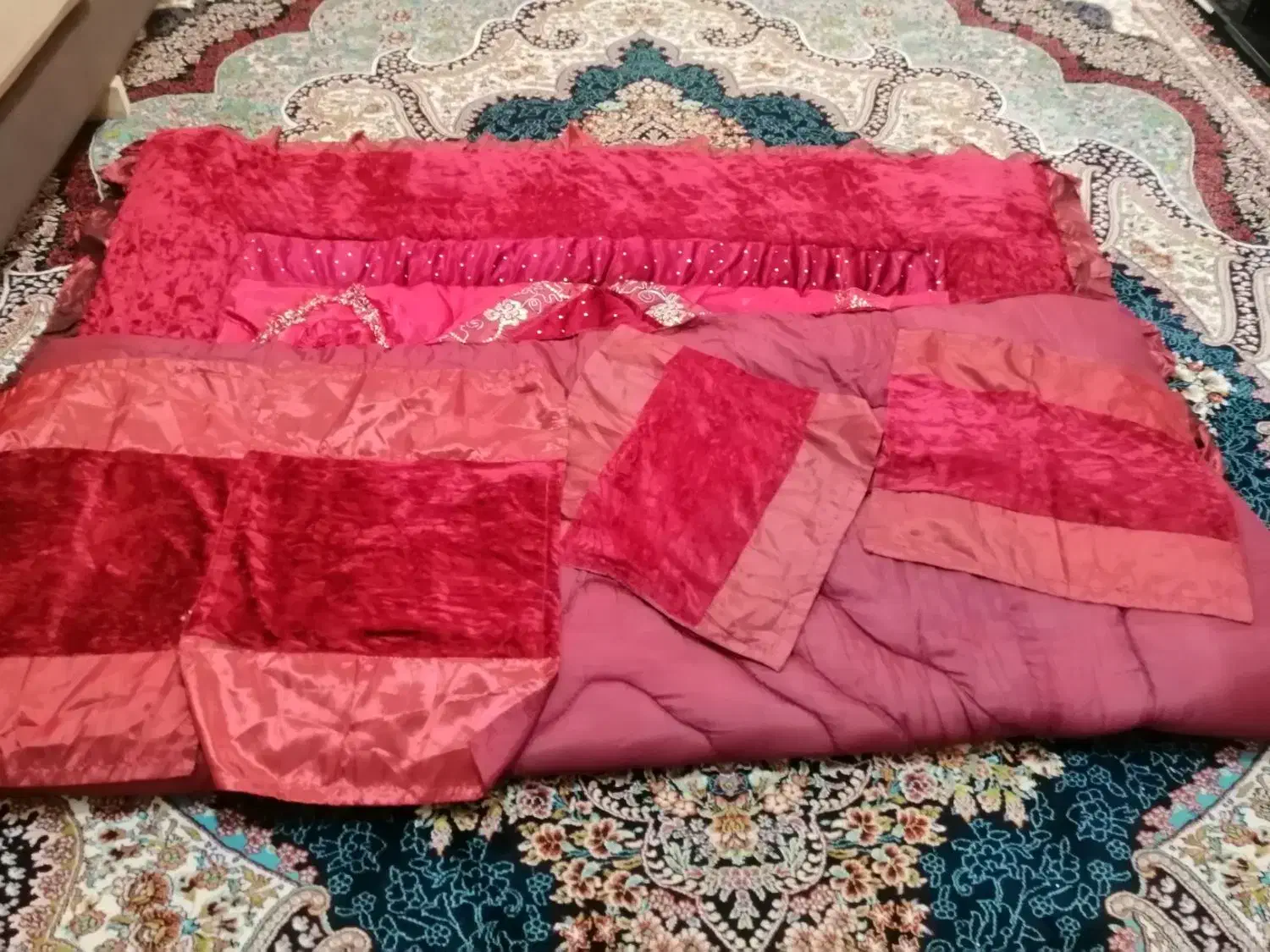 روتختی دونفره|سرویس روتختی|صدرا-فارس, فاز ۱|دیوار