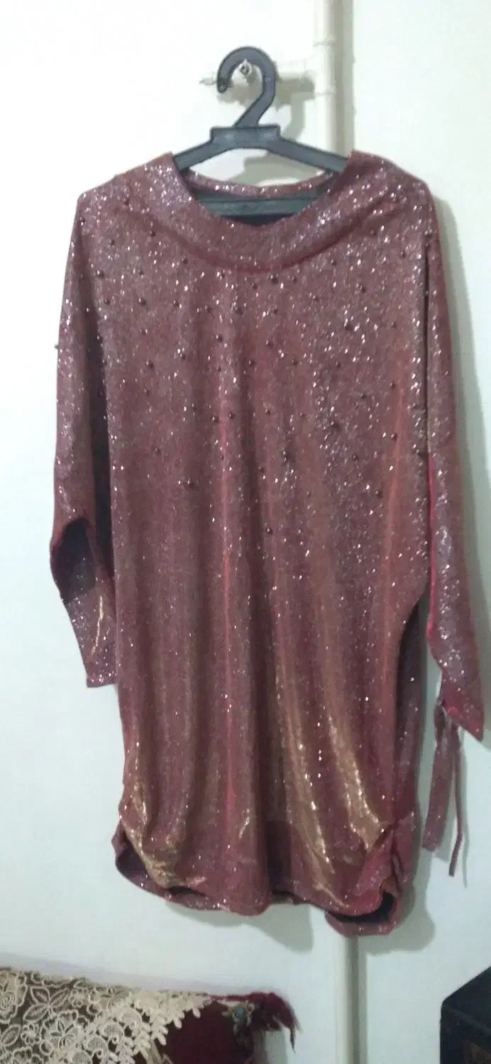 شومیز  بلند|لباس|اقبالیه, |دیوار