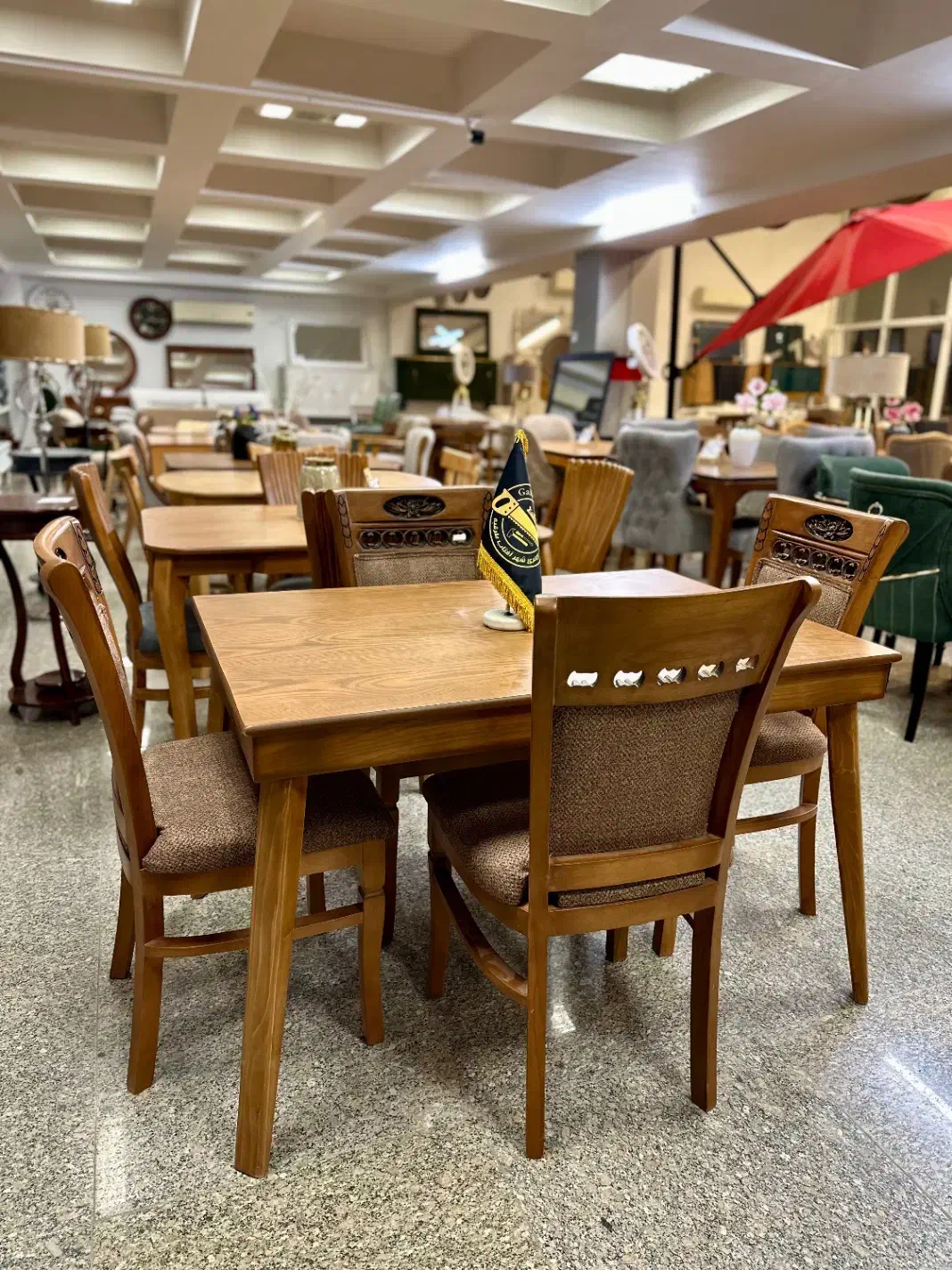 ناهار خوری پایه کج|میز و صندلی غذاخوری|مشهد, وکیلآباد|دیوار