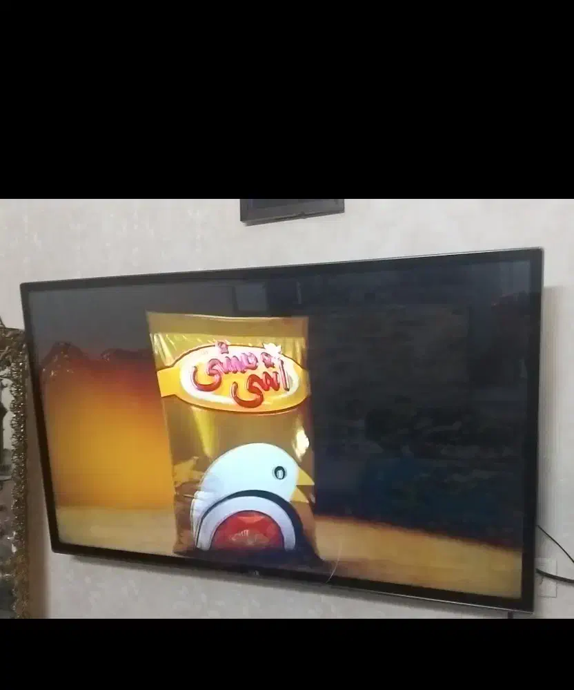 تلویزیون ۵۰ اینج راک ضد ضربه 4K انگلیس|تلویزیون و پروژکتور|قزوین, |دیوار