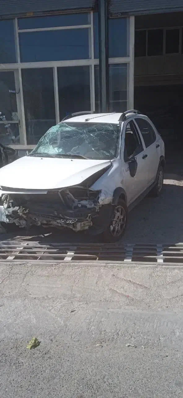 کوئیک ۱۴۰۱ تصادفی|خودرو سواری و وانت|زنجان, |دیوار