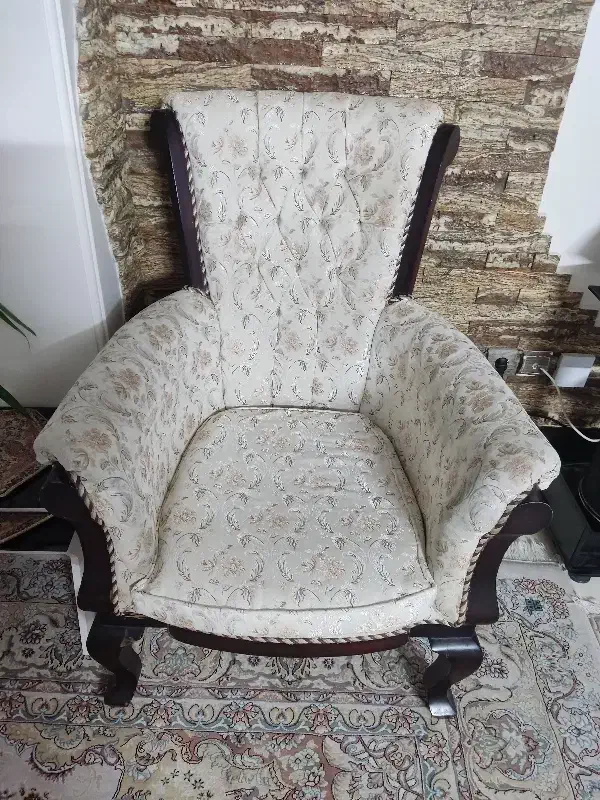 مبل کار کرده در حد خوب|مبلمان خانگی و میز عسلی|اصفهان, کوی شهید کشوری|دیوار