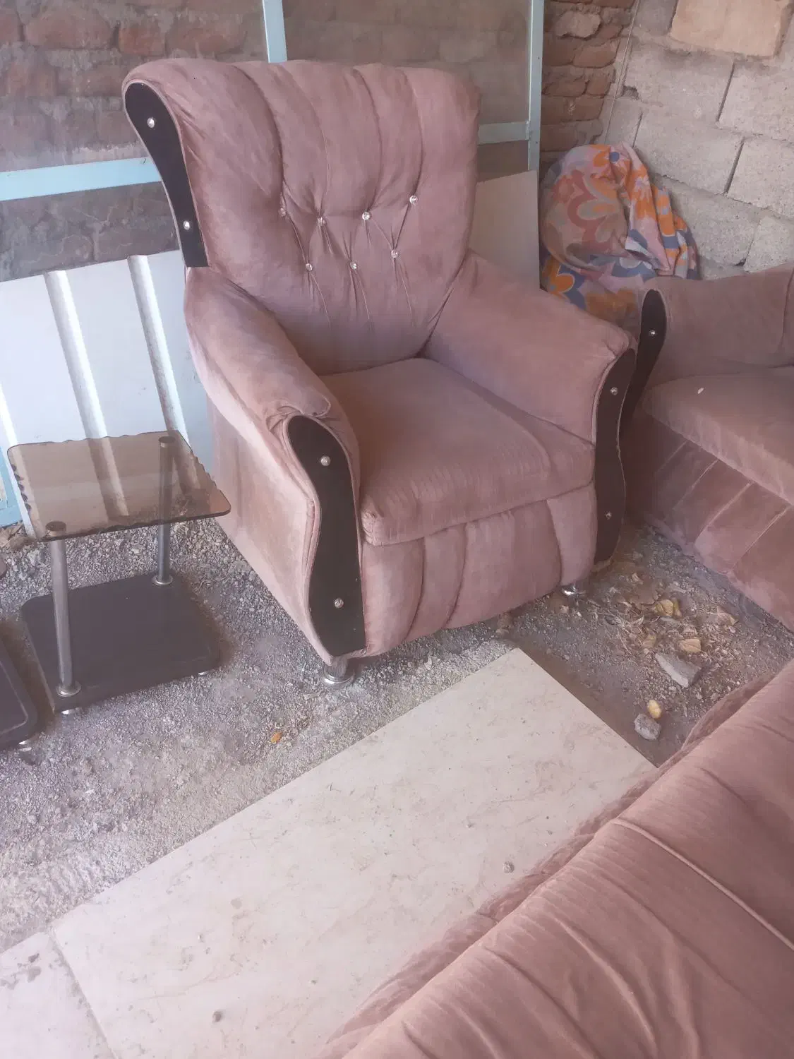 مبل|مبلمان خانگی و میز عسلی|خلخال, |دیوار