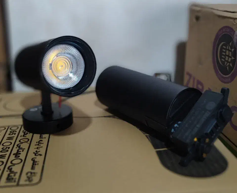 چراغ ریلی|لامپ و چراغ|شیراز, سیاه سنگ|دیوار