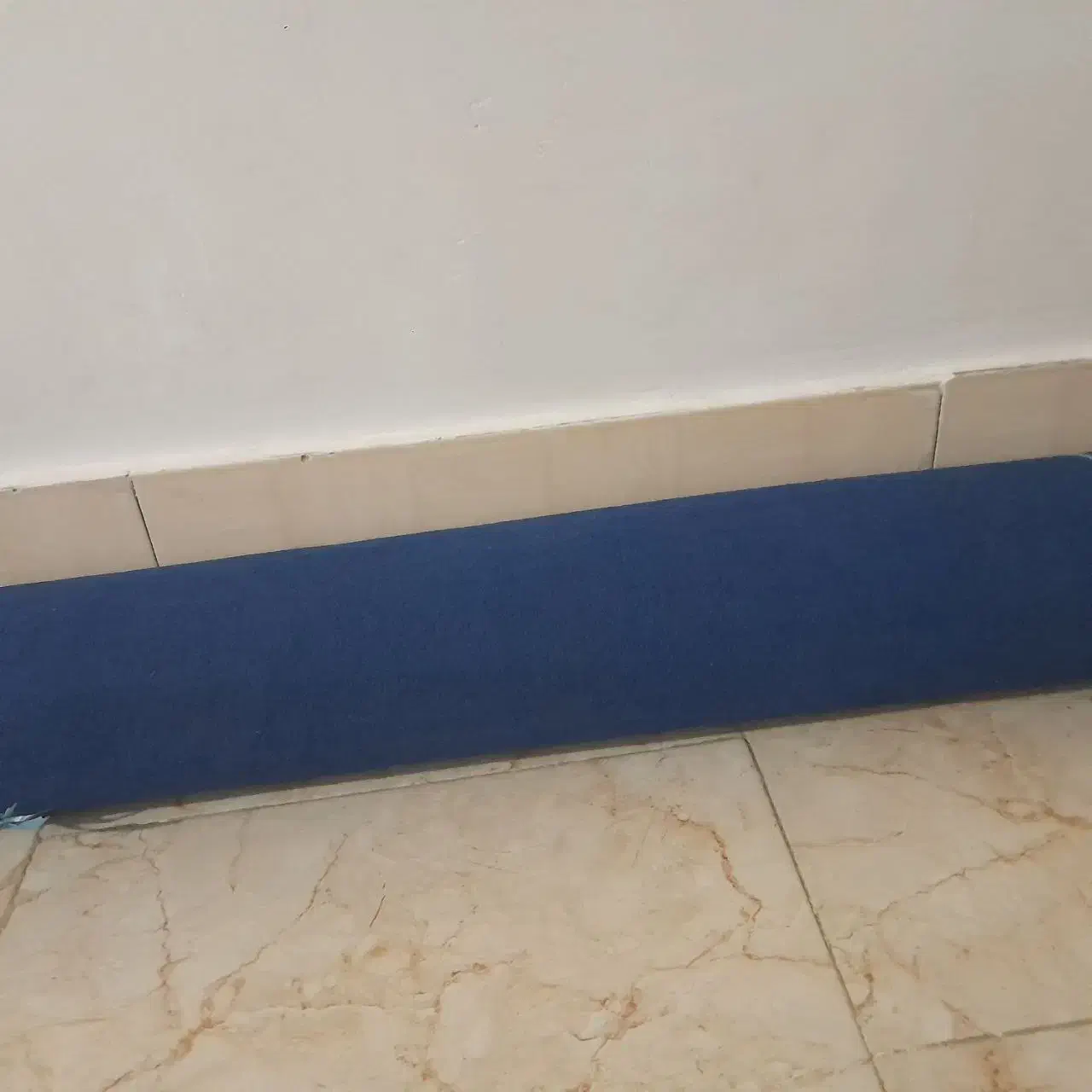 6 متر موکت سالم بدون استفاده|موکت|زاهدان, |دیوار