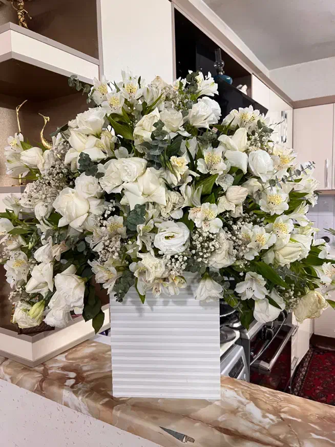 باکس گل طبیعی زیبا ،گل و گلدان|گل و گیاه طبیعی|قم, علی آباد سعدگان|دیوار