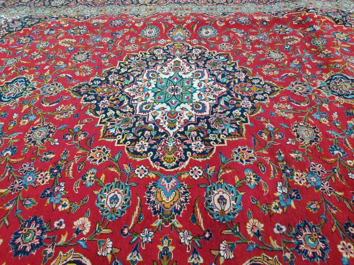 فرش دستباف|فرش|قدس, شهر‌قدس|دیوار