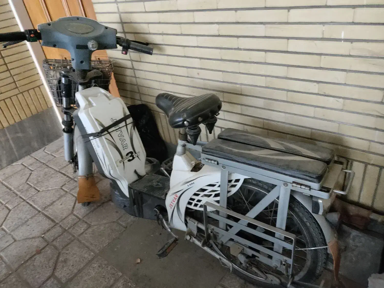 موتوربرقی جترو مدتی خوابیده بآتریس کارنمیکند|موتورسیکلت|اصفهان, خانه اصفهان|دیوار