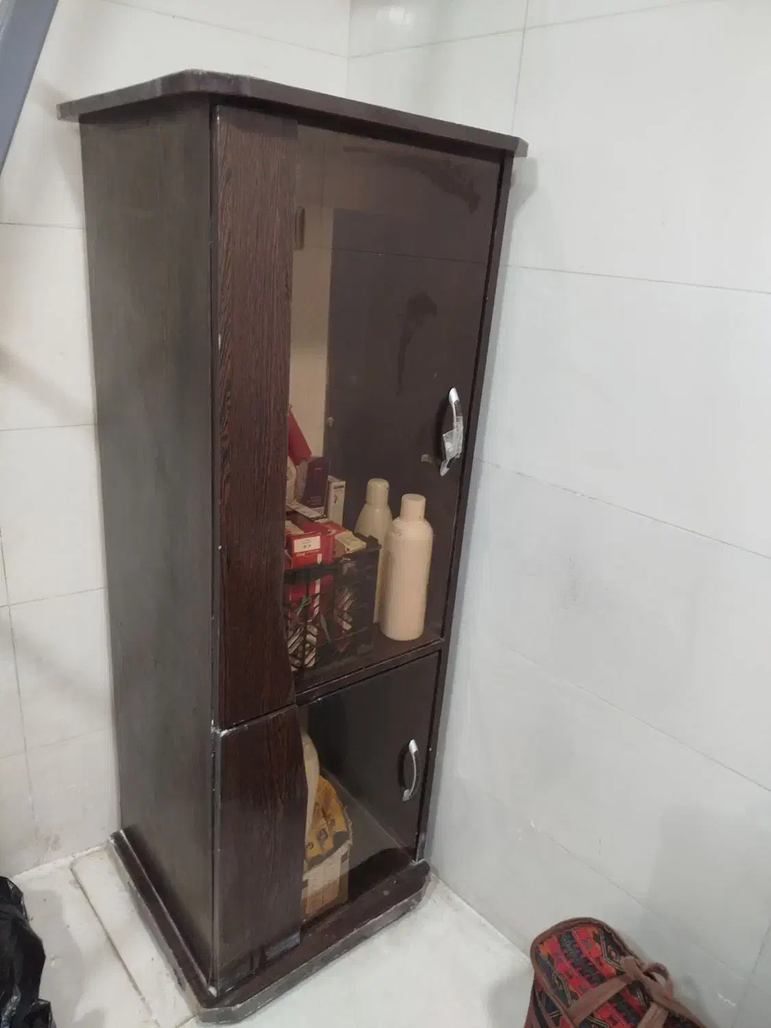 کمد300|بوفه، ویترین، کنسول|شیراز, شاه قلی بیگی|دیوار