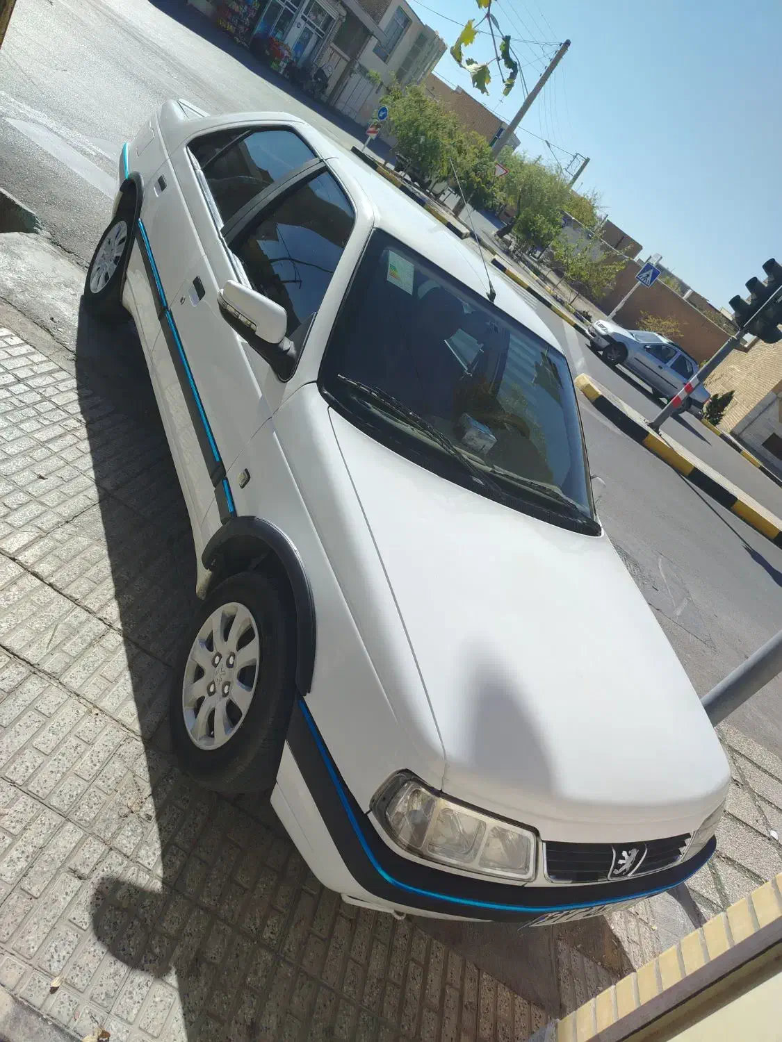 پژوslx نقدیامعاوضه فقط با ماشین،،|خودرو سواری و وانت|نجفآباد, ویلاشهر|دیوار