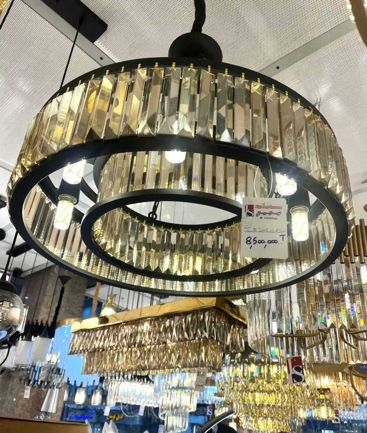 لوستر یوسف اباد اقای مقدم زاده|لوستر و چراغ آویز|تهران, یوسف‌آباد|دیوار