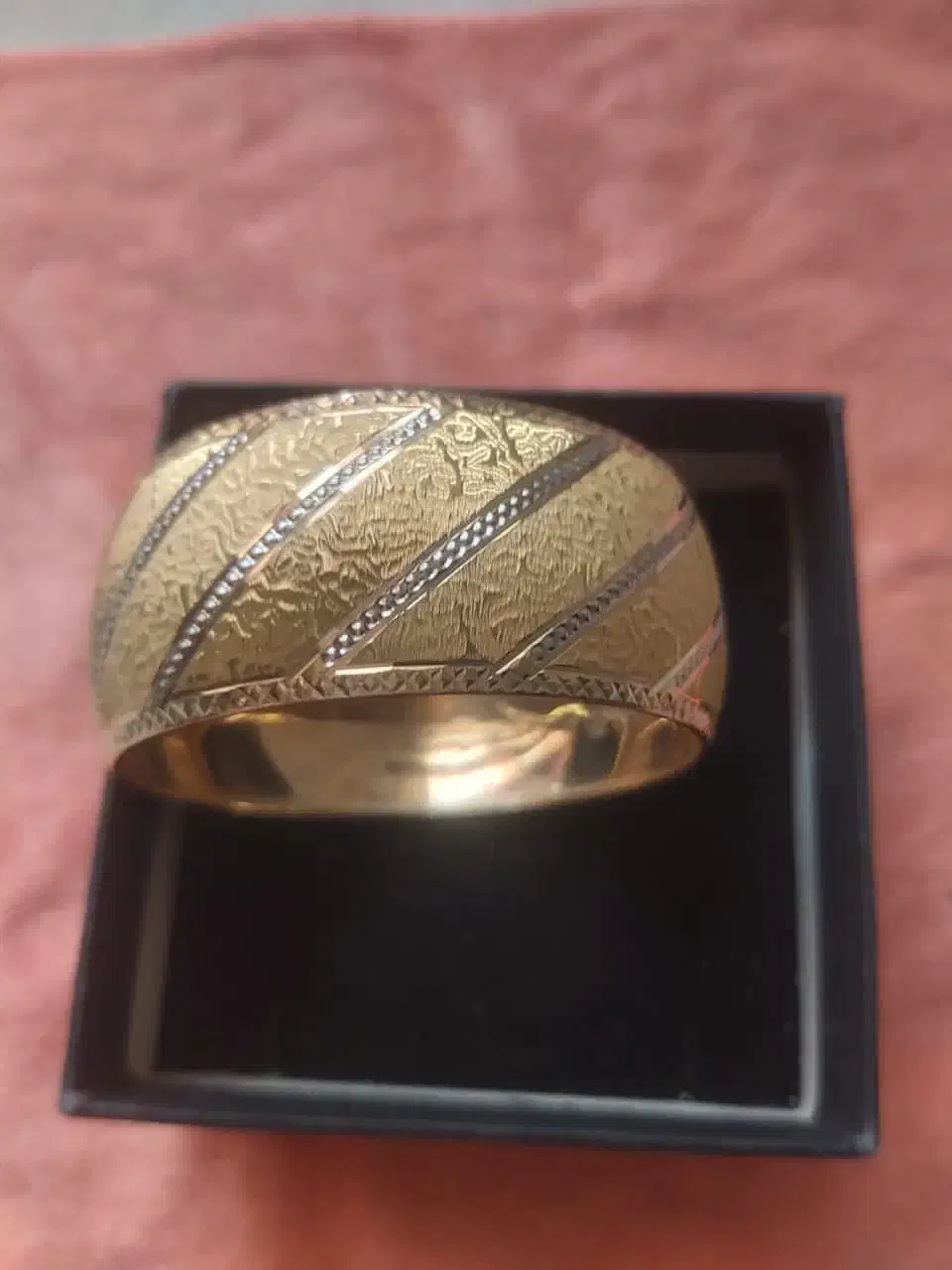 تک پوش|جواهرات|هشتگرد, هشتگرد قدیم|دیوار