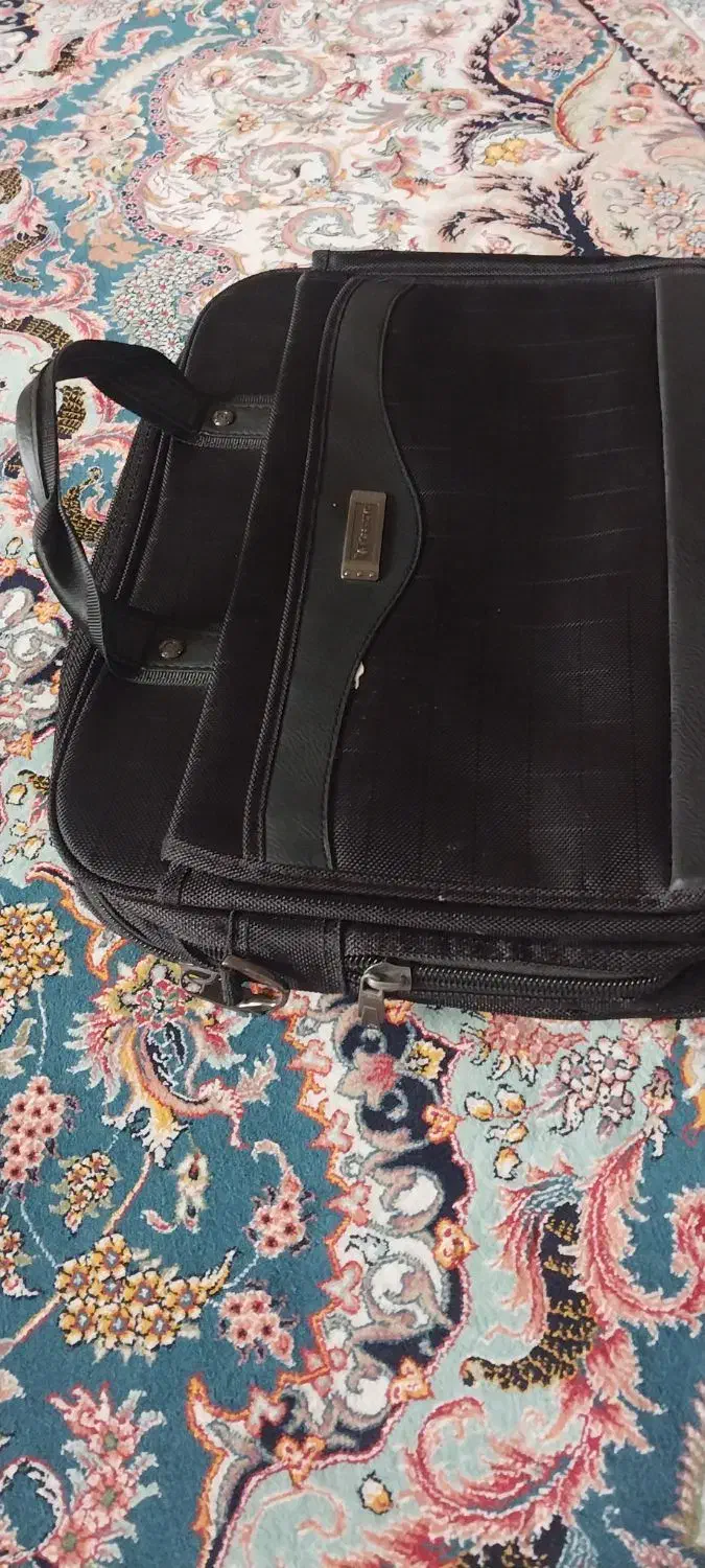 کیف اداری|کیف، کفش، کمربند|رشت, آزادگان|دیوار