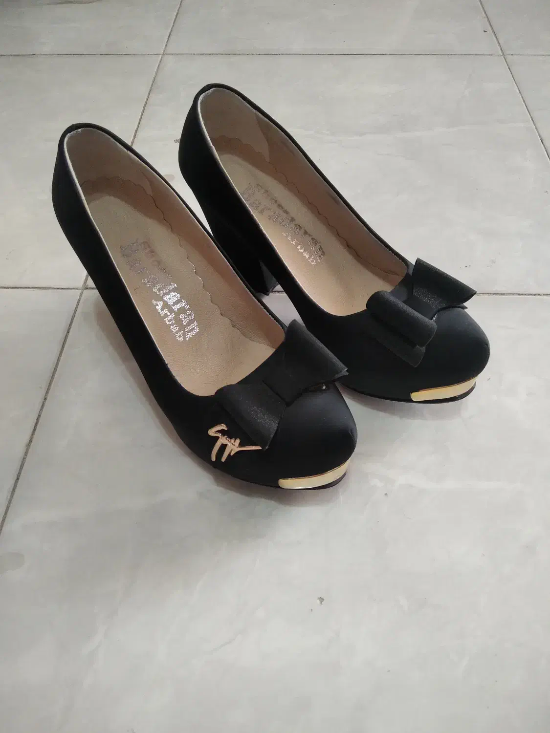 کفش پاشنه دار۳۰۰|کیف، کفش، کمربند|فردوس (خراسان), |دیوار