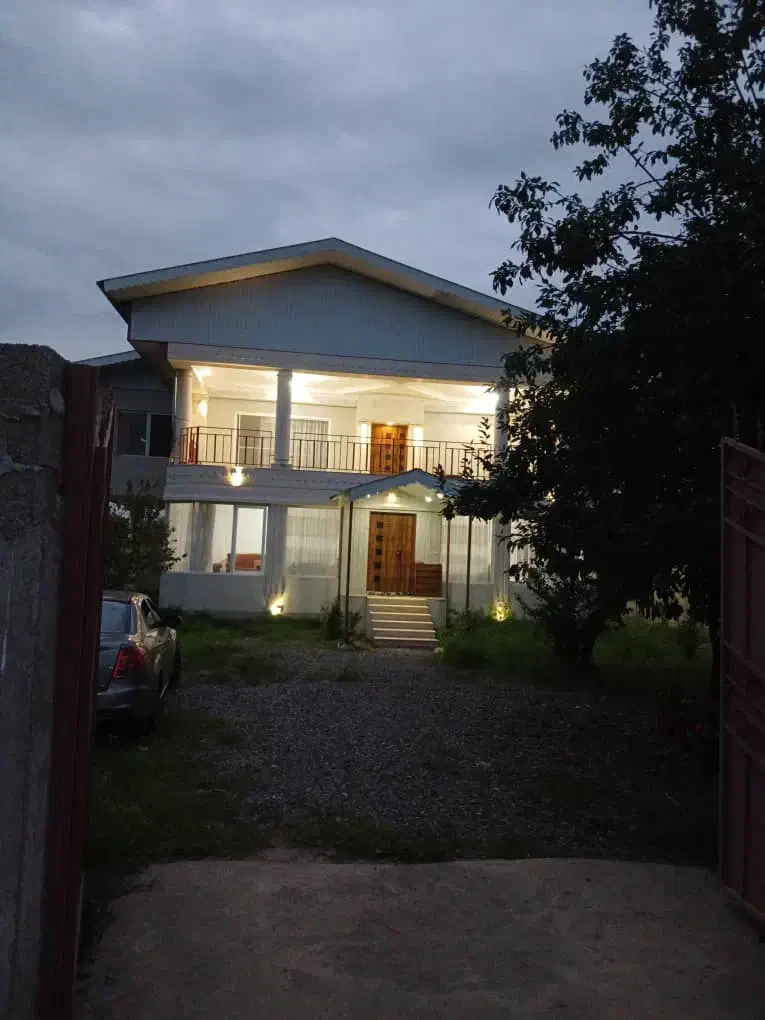 فروش خانه ویلایی 1200متربازیربنای ۴۰۰ متر۴ خوابه|فروش خانه و ویلا|فومن, |دیوار