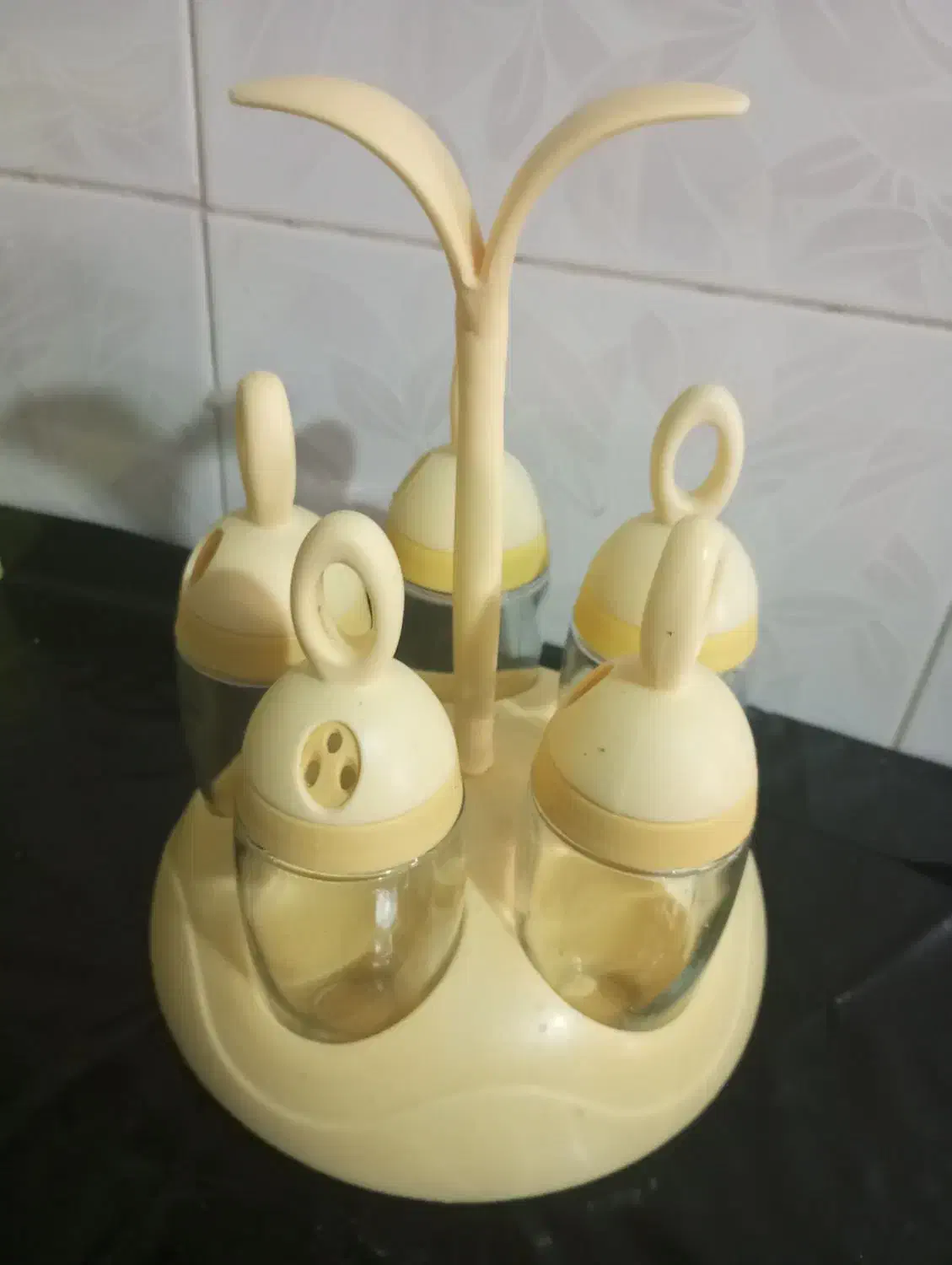 جاادویه|ظروف نگهدارنده، پلاستیکی، یک‌بارمصرف|فلاورجان, |دیوار